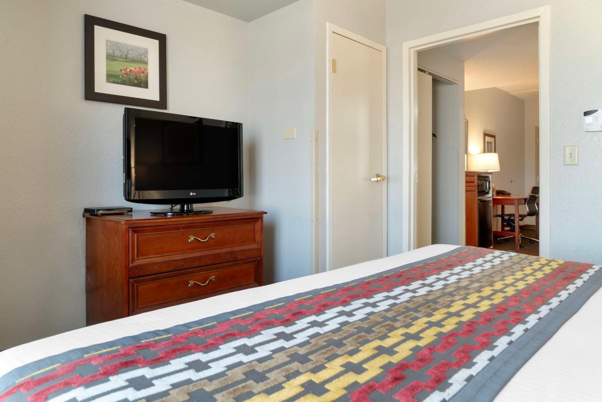 Best Western Executive Inn & Suites Grand Rapids Eksteriør billede
